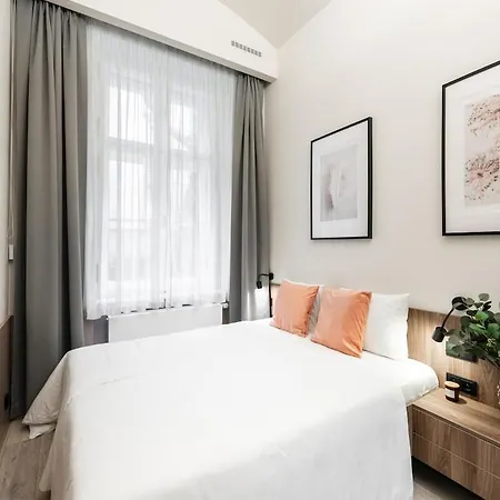 Stylish In The Center Of 1 - Great Location Apartament *