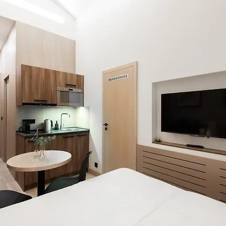Stylish In The Center Of 1 - Great Location Apartament